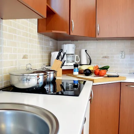 Muntidor Apartment