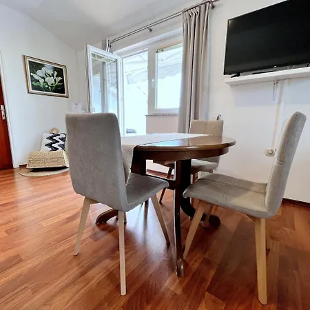 Apartment Muntidor Palit