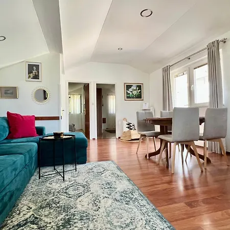Muntidor Apartment Palit
