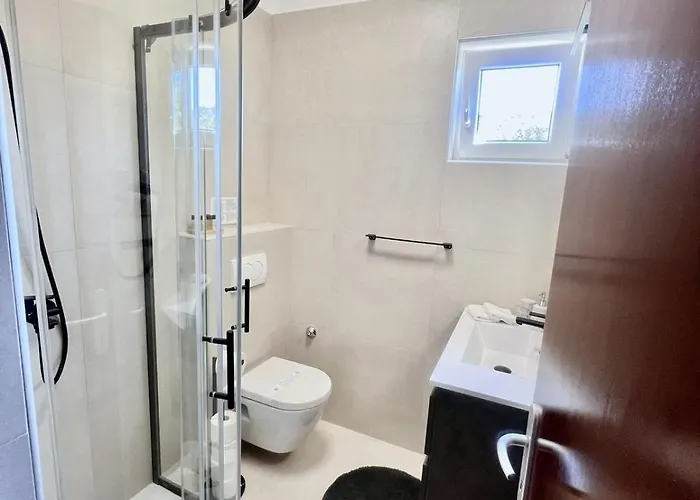 Muntidor New Translation