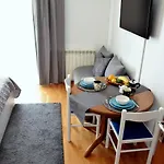 Muntidor Apartament *