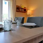 Muntidor Διαμέρισμα *
